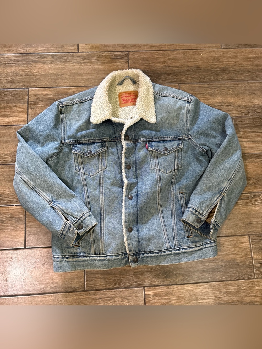 Levis Sherpa Jacket Denim Trucker Jacket Blue Light Wash Size L